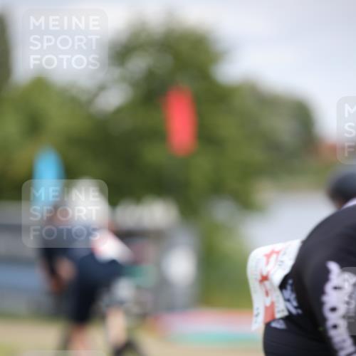 16.06.2024 - 26. Vierlanden-Triathlon Jannik Wohlers http://msf.ph/oto/6333716 16.06.2024 11:11:18 Radfahren 72, 100, 109, 208, 225, 248, 284, 325, 358 meine-sportfotos.de