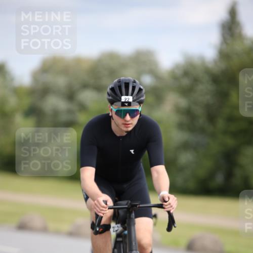 16.06.2024 - 26. Vierlanden-Triathlon Jannik Wohlers http://msf.ph/oto/6333795 16.06.2024 11:11:59 Radfahren 5, 17, 22, 124, 350 meine-sportfotos.de