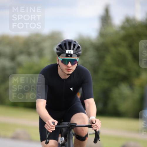 16.06.2024 - 26. Vierlanden-Triathlon Jannik Wohlers http://msf.ph/oto/6333802 16.06.2024 11:12:00 Radfahren 5, 17, 22, 124, 350 meine-sportfotos.de