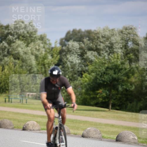 16.06.2024 - 26. Vierlanden-Triathlon Jannik Wohlers http://msf.ph/oto/6333839 16.06.2024 11:12:18 Radfahren 12, 125, 136, 140 meine-sportfotos.de
