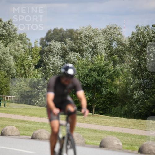 16.06.2024 - 26. Vierlanden-Triathlon Jannik Wohlers http://msf.ph/oto/6333848 16.06.2024 11:12:18 Radfahren 12, 125, 136, 140 meine-sportfotos.de