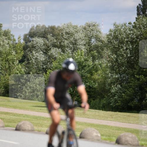 16.06.2024 - 26. Vierlanden-Triathlon Jannik Wohlers http://msf.ph/oto/6333854 16.06.2024 11:12:18 Radfahren 12, 125, 136, 140 meine-sportfotos.de