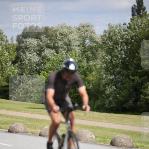 16.06.2024 - 26. Vierlanden-Triathlon Jannik Wohlers http://msf.ph/oto/6333856 16.06.2024 11:12:18 Radfahren 12, 125, 136, 140 meine-sportfotos.de