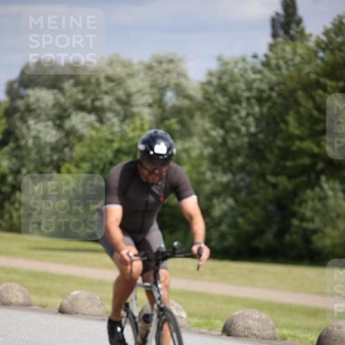 16.06.2024 - 26. Vierlanden-Triathlon Jannik Wohlers http://msf.ph/oto/6333860 16.06.2024 11:12:18 Radfahren 12, 125, 136, 140 meine-sportfotos.de