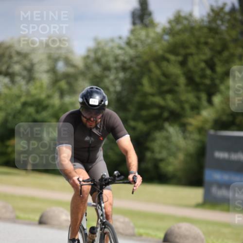 16.06.2024 - 26. Vierlanden-Triathlon Jannik Wohlers http://msf.ph/oto/6333867 16.06.2024 11:12:19 Radfahren 12, 125, 136, 140 meine-sportfotos.de