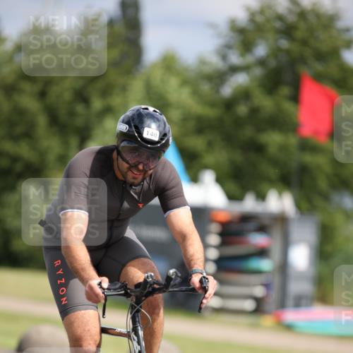 16.06.2024 - 26. Vierlanden-Triathlon Jannik Wohlers http://msf.ph/oto/6333885 16.06.2024 11:12:19 Radfahren 12, 125, 136, 140 meine-sportfotos.de