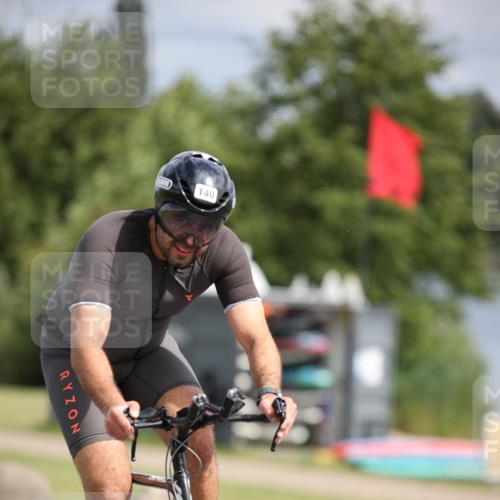 16.06.2024 - 26. Vierlanden-Triathlon Jannik Wohlers http://msf.ph/oto/6333887 16.06.2024 11:12:19 Radfahren 12, 125, 136, 140 meine-sportfotos.de
