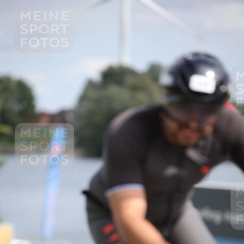 16.06.2024 - 26. Vierlanden-Triathlon Jannik Wohlers http://msf.ph/oto/6333908 16.06.2024 11:12:20 Radfahren 12, 125, 136, 140 meine-sportfotos.de