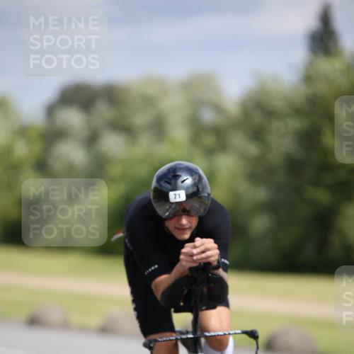 16.06.2024 - 26. Vierlanden-Triathlon Jannik Wohlers http://msf.ph/oto/6333946 16.06.2024 11:12:27 Radfahren 71, 140, 190, 217, 369, 447 meine-sportfotos.de