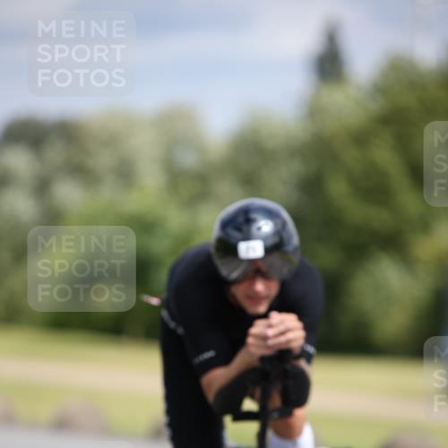 16.06.2024 - 26. Vierlanden-Triathlon Jannik Wohlers http://msf.ph/oto/6333951 16.06.2024 11:12:27 Radfahren 71, 140, 190, 217, 369, 447 meine-sportfotos.de