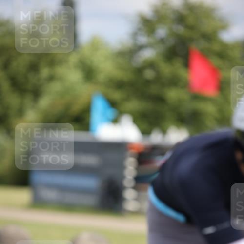 16.06.2024 - 26. Vierlanden-Triathlon Jannik Wohlers http://msf.ph/oto/6333997 16.06.2024 11:12:30 Radfahren 2, 71, 86, 190, 204, 217, 369, 447 meine-sportfotos.de