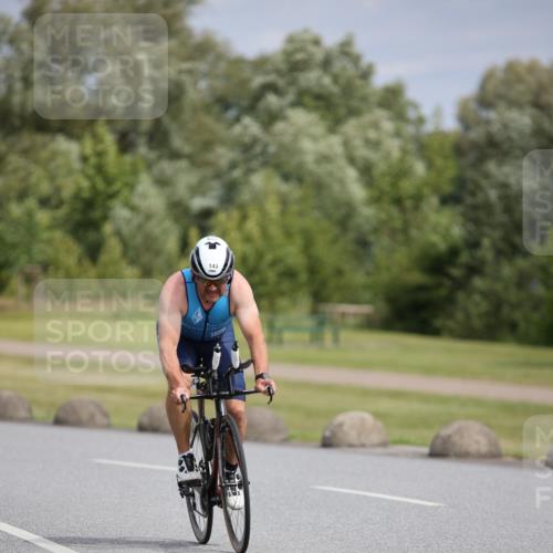 16.06.2024 - 26. Vierlanden-Triathlon Jannik Wohlers http://msf.ph/oto/6334030 16.06.2024 11:12:39 Radfahren 2, 86, 143, 436 meine-sportfotos.de