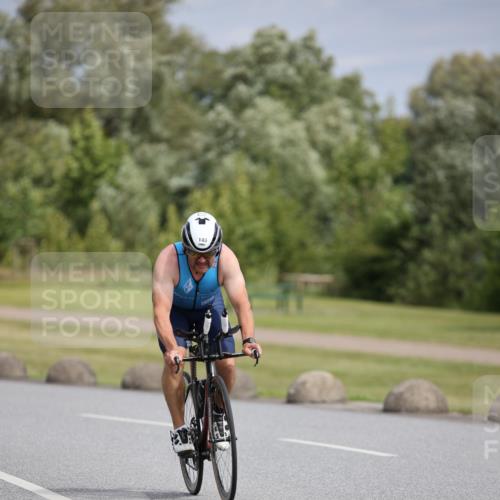 16.06.2024 - 26. Vierlanden-Triathlon Jannik Wohlers http://msf.ph/oto/6334032 16.06.2024 11:12:39 Radfahren 2, 86, 143, 436 meine-sportfotos.de