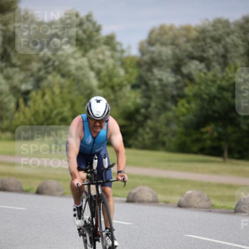 16.06.2024 - 26. Vierlanden-Triathlon Jannik Wohlers http://msf.ph/oto/6334047 16.06.2024 11:12:39 Radfahren 2, 86, 143, 436 meine-sportfotos.de