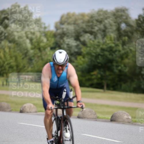 16.06.2024 - 26. Vierlanden-Triathlon Jannik Wohlers http://msf.ph/oto/6334058 16.06.2024 11:12:39 Radfahren 2, 86, 143, 436 meine-sportfotos.de