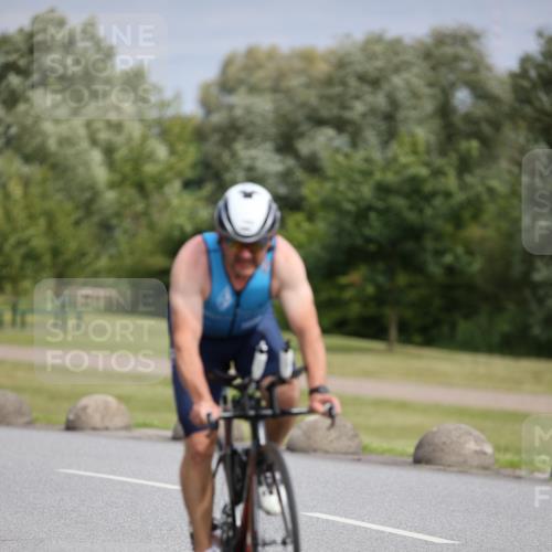 16.06.2024 - 26. Vierlanden-Triathlon Jannik Wohlers http://msf.ph/oto/6334059 16.06.2024 11:12:39 Radfahren 2, 86, 143, 436 meine-sportfotos.de