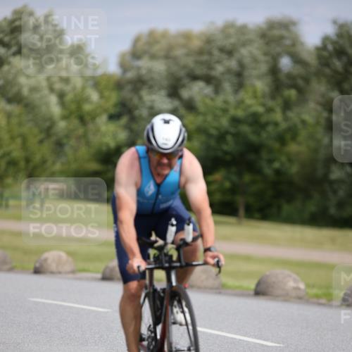16.06.2024 - 26. Vierlanden-Triathlon Jannik Wohlers http://msf.ph/oto/6334061 16.06.2024 11:12:39 Radfahren 2, 86, 143, 436 meine-sportfotos.de