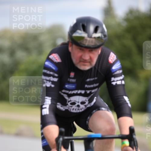 16.06.2024 - 26. Vierlanden-Triathlon Jannik Wohlers http://msf.ph/oto/6334144 16.06.2024 11:12:44 Radfahren 143, 214 meine-sportfotos.de