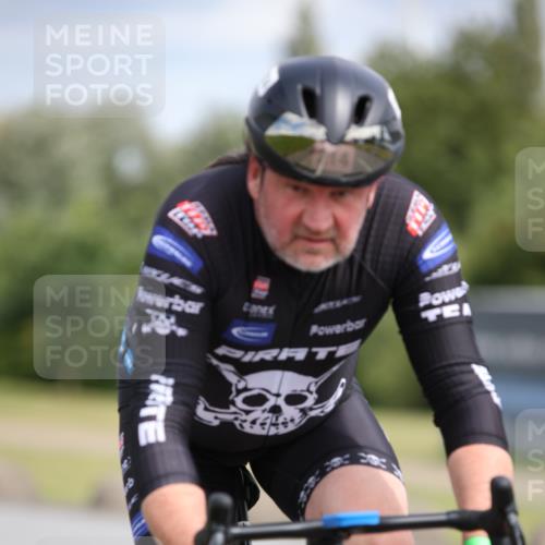 16.06.2024 - 26. Vierlanden-Triathlon Jannik Wohlers http://msf.ph/oto/6334147 16.06.2024 11:12:44 Radfahren 143, 214 meine-sportfotos.de