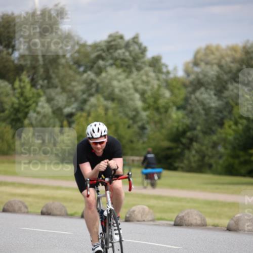 16.06.2024 - 26. Vierlanden-Triathlon Jannik Wohlers http://msf.ph/oto/6334170 16.06.2024 11:13:15 Radfahren 44, 67, 116, 361 meine-sportfotos.de
