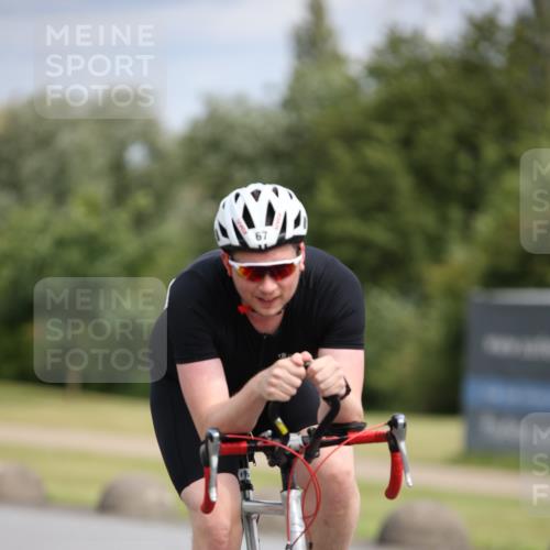 16.06.2024 - 26. Vierlanden-Triathlon Jannik Wohlers http://msf.ph/oto/6334208 16.06.2024 11:13:17 Radfahren 39, 44, 67, 68, 116, 361, 455 meine-sportfotos.de