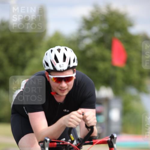 16.06.2024 - 26. Vierlanden-Triathlon Jannik Wohlers http://msf.ph/oto/6334223 16.06.2024 11:13:17 Radfahren 39, 44, 67, 68, 116, 361, 455 meine-sportfotos.de