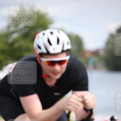 16.06.2024 - 26. Vierlanden-Triathlon Jannik Wohlers http://msf.ph/oto/6334230 16.06.2024 11:13:17 Radfahren 39, 44, 67, 68, 116, 361, 455 meine-sportfotos.de