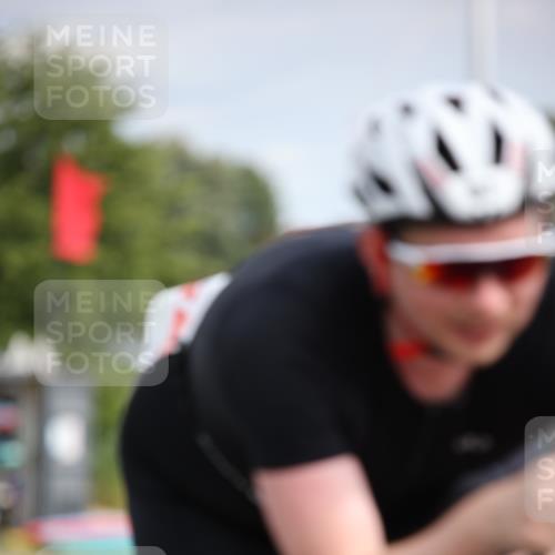16.06.2024 - 26. Vierlanden-Triathlon Jannik Wohlers http://msf.ph/oto/6334235 16.06.2024 11:13:18 Radfahren 39, 44, 67, 68, 116, 361, 455 meine-sportfotos.de