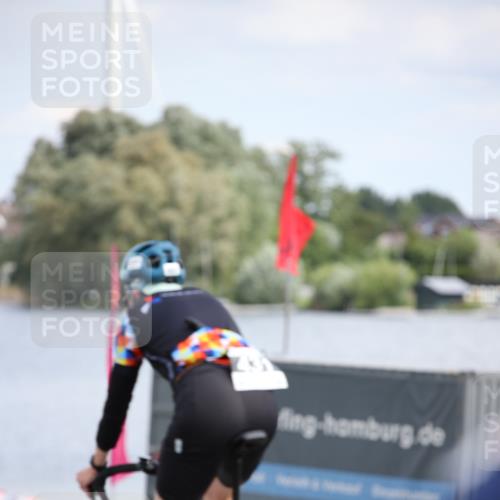 16.06.2024 - 26. Vierlanden-Triathlon Jannik Wohlers http://msf.ph/oto/6334316 16.06.2024 11:13:33 Radfahren 63, 431 meine-sportfotos.de