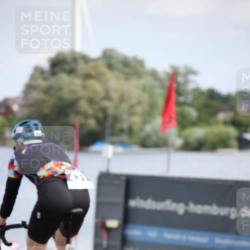 16.06.2024 - 26. Vierlanden-Triathlon Jannik Wohlers http://msf.ph/oto/6334320 16.06.2024 11:13:34 Radfahren 63, 431 meine-sportfotos.de