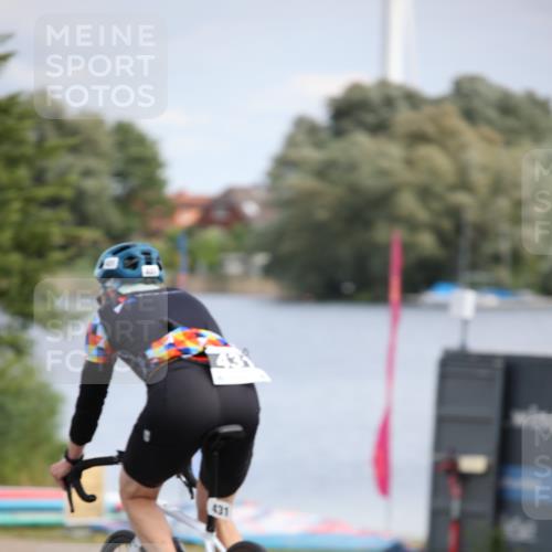 16.06.2024 - 26. Vierlanden-Triathlon Jannik Wohlers http://msf.ph/oto/6334324 16.06.2024 11:13:34 Radfahren 63, 431 meine-sportfotos.de
