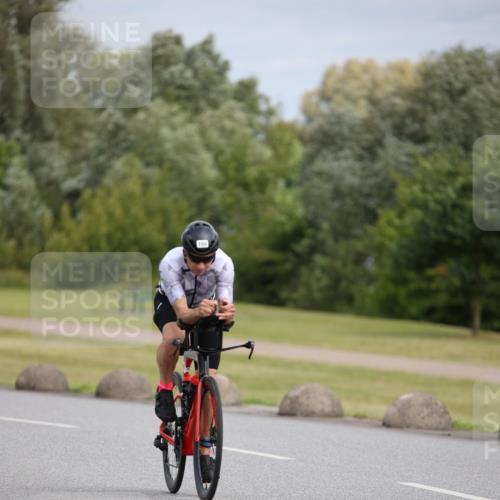 16.06.2024 - 26. Vierlanden-Triathlon Jannik Wohlers http://msf.ph/oto/6334329 16.06.2024 11:13:37 Radfahren 33, 63, 107, 150, 431 meine-sportfotos.de