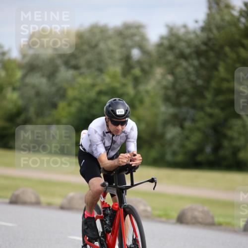 16.06.2024 - 26. Vierlanden-Triathlon Jannik Wohlers http://msf.ph/oto/6334360 16.06.2024 11:13:38 Radfahren 33, 63, 107, 132, 150, 392, 431 meine-sportfotos.de