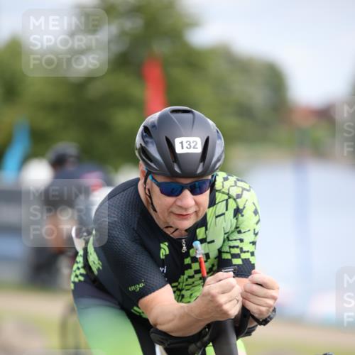 16.06.2024 - 26. Vierlanden-Triathlon Jannik Wohlers http://msf.ph/oto/6334418 16.06.2024 11:13:41 Radfahren 33, 107, 132, 150, 236, 392, 431 meine-sportfotos.de