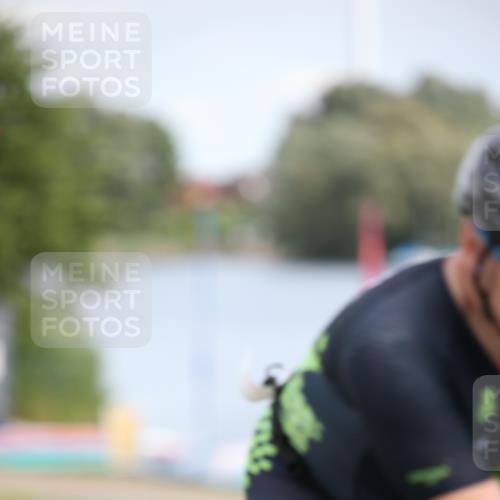 16.06.2024 - 26. Vierlanden-Triathlon Jannik Wohlers http://msf.ph/oto/6334428 16.06.2024 11:13:41 Radfahren 33, 107, 132, 150, 236, 392, 431 meine-sportfotos.de
