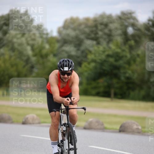 16.06.2024 - 26. Vierlanden-Triathlon Jannik Wohlers http://msf.ph/oto/6334443 16.06.2024 11:14:45 Radfahren 119, 452 meine-sportfotos.de