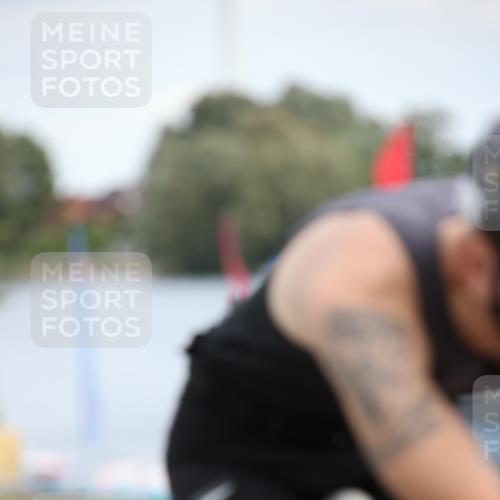 16.06.2024 - 26. Vierlanden-Triathlon Jannik Wohlers http://msf.ph/oto/6334482 16.06.2024 11:15:00 Radfahren 5, 27, 58, 98, 419 meine-sportfotos.de