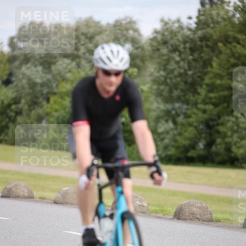 16.06.2024 - 26. Vierlanden-Triathlon Jannik Wohlers http://msf.ph/oto/6334668 16.06.2024 11:16:11 Radfahren 18, 143 meine-sportfotos.de