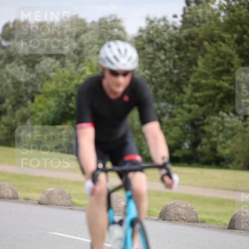 16.06.2024 - 26. Vierlanden-Triathlon Jannik Wohlers http://msf.ph/oto/6334672 16.06.2024 11:16:11 Radfahren 18, 143 meine-sportfotos.de