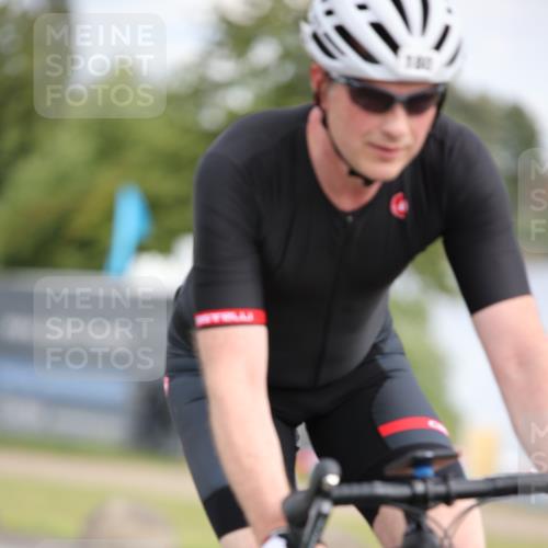 16.06.2024 - 26. Vierlanden-Triathlon Jannik Wohlers http://msf.ph/oto/6334710 16.06.2024 11:16:12 Radfahren 18, 143 meine-sportfotos.de