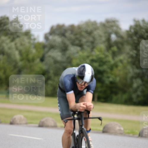 16.06.2024 - 26. Vierlanden-Triathlon Jannik Wohlers http://msf.ph/oto/6334775 16.06.2024 11:17:05 Radfahren 99, 132, 365 meine-sportfotos.de