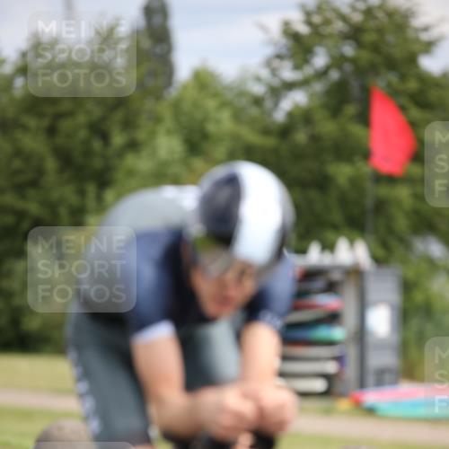 16.06.2024 - 26. Vierlanden-Triathlon Jannik Wohlers http://msf.ph/oto/6334792 16.06.2024 11:17:06 Radfahren 99, 132, 365 meine-sportfotos.de