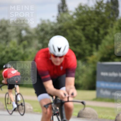 16.06.2024 - 26. Vierlanden-Triathlon Jannik Wohlers http://msf.ph/oto/6334820 16.06.2024 11:17:14 Radfahren 21, 23, 63, 150, 203, 410, 440 meine-sportfotos.de