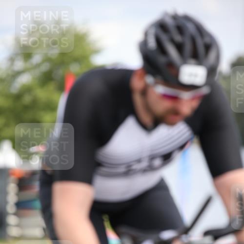 16.06.2024 - 26. Vierlanden-Triathlon Jannik Wohlers http://msf.ph/oto/6334880 16.06.2024 11:17:20 Radfahren 21, 23, 63, 171, 203, 426, 440, 453 meine-sportfotos.de