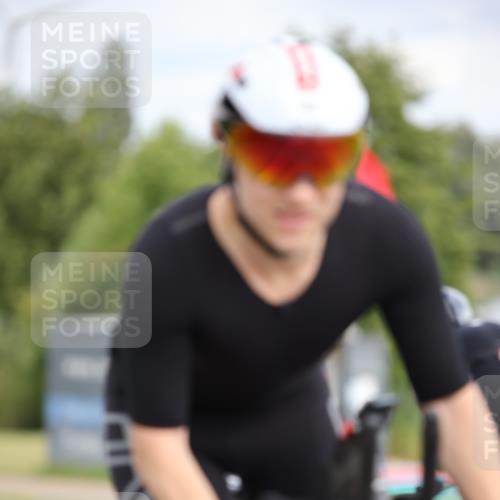 16.06.2024 - 26. Vierlanden-Triathlon Jannik Wohlers http://msf.ph/oto/6334926 16.06.2024 11:17:30 Radfahren 41, 45, 71, 217, 388 meine-sportfotos.de