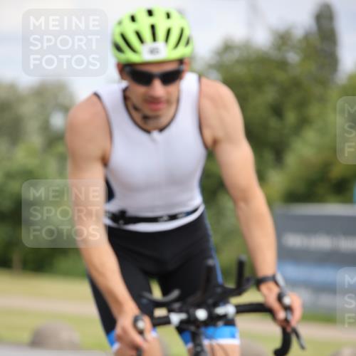 16.06.2024 - 26. Vierlanden-Triathlon Jannik Wohlers http://msf.ph/oto/6334941 16.06.2024 11:17:32 Radfahren 41, 45, 71, 217, 388, 437 meine-sportfotos.de