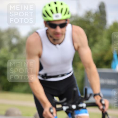 16.06.2024 - 26. Vierlanden-Triathlon Jannik Wohlers http://msf.ph/oto/6334943 16.06.2024 11:17:32 Radfahren 41, 45, 71, 217, 388, 437 meine-sportfotos.de