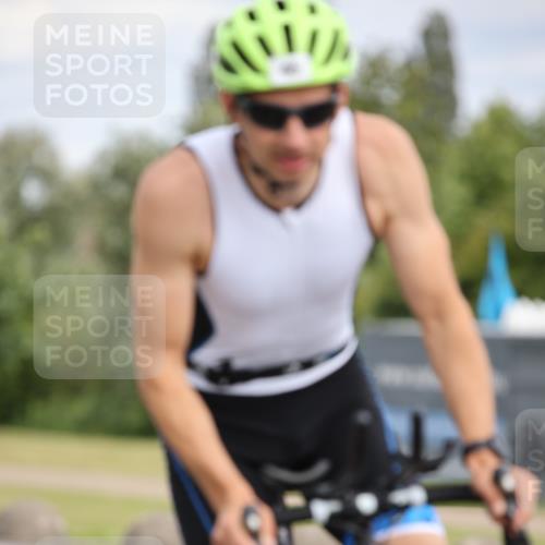16.06.2024 - 26. Vierlanden-Triathlon Jannik Wohlers http://msf.ph/oto/6334945 16.06.2024 11:17:32 Radfahren 41, 45, 71, 217, 388, 437 meine-sportfotos.de