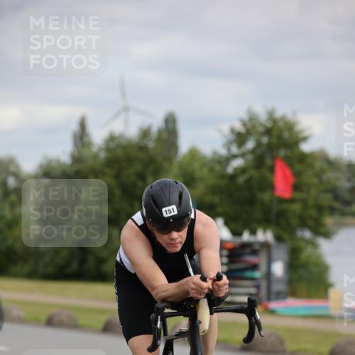 16.06.2024 - 26. Vierlanden-Triathlon Jannik Wohlers http://msf.ph/oto/6334970 16.06.2024 11:17:38 Radfahren 5, 45, 71, 78, 79, 86, 151, 217, 388, 437 meine-sportfotos.de