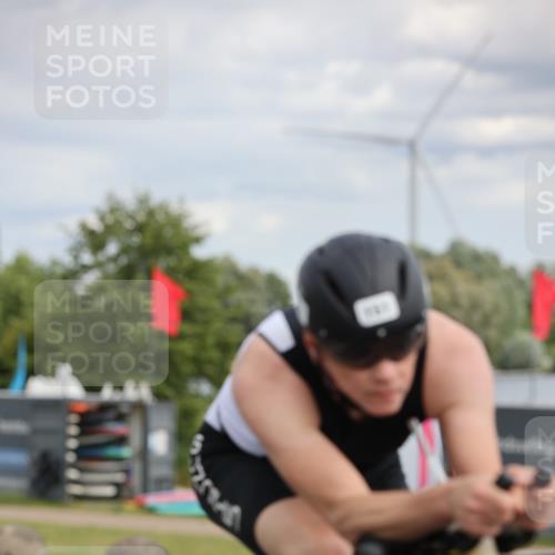 16.06.2024 - 26. Vierlanden-Triathlon Jannik Wohlers http://msf.ph/oto/6334983 16.06.2024 11:17:39 Radfahren 5, 45, 78, 79, 86, 151, 217, 388, 437 meine-sportfotos.de